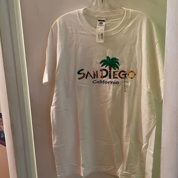 Tops - Graphic Tee San Diego California